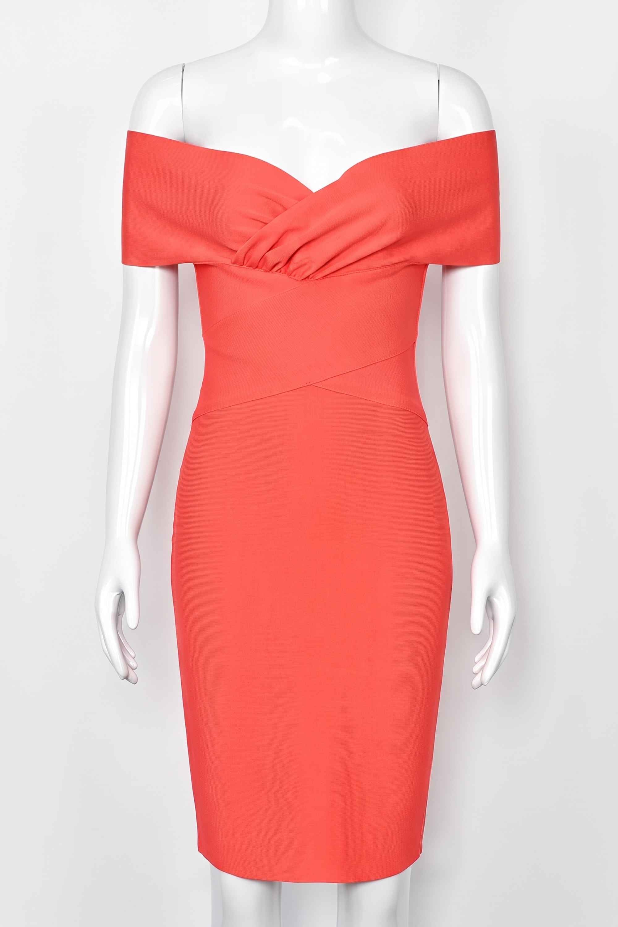 Woman wearing a figure flattering Bea Bandage Dress - Lipstick Red Bodycon Collection