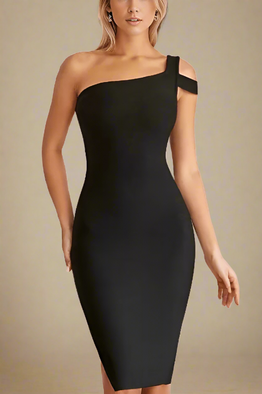 Woman wearing a figure flattering  Janay Bandage Dress - Classic Black BODYCON COLLECTION