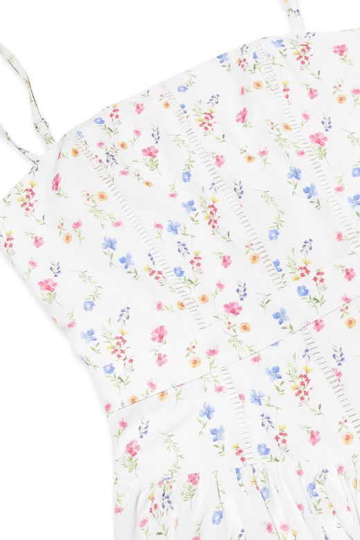 Woman wearing a figure flattering Tasmin Bodycon Midi Dress - White Print BODYCON COLLECTION