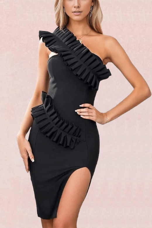 Woman wearing a figure flattering  Aimee Bodycon Dress - Classic Black BODYCON COLLECTION