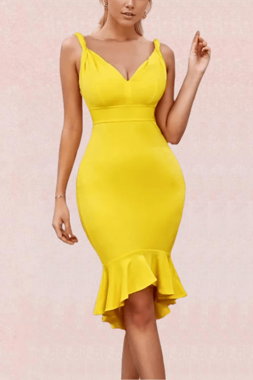 Woman wearing a figure flattering  Alia Bodycon Dress - Sun Yellow BODYCON COLLECTION