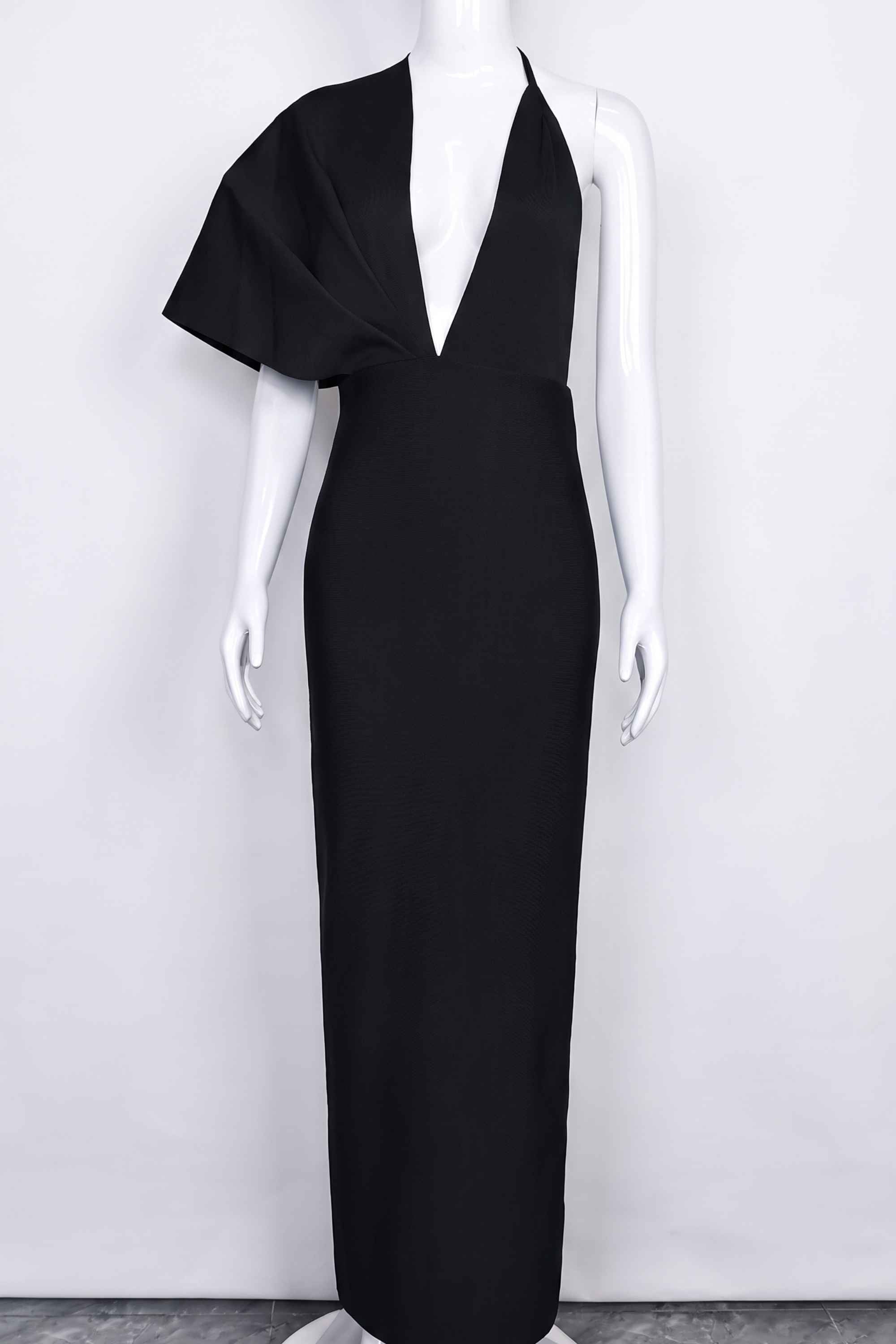 Woman wearing a figure flattering  Blake Bandage Maxi Dress - Classic Black BODYCON COLLECTION