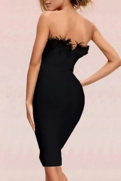 Woman wearing a figure flattering  Erin Bandage Dress - Classic Black BODYCON COLLECTION