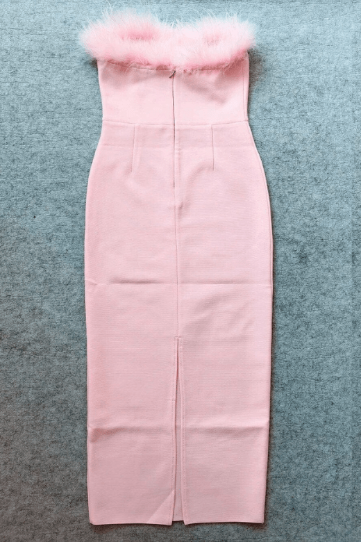 Woman wearing a figure flattering  Erin Bodycon Maxi Dress - Dusty Pink BODYCON COLLECTION