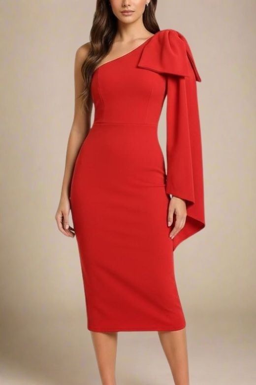 Woman wearing a figure flattering  Lela Long Sleeve Bandage Midi Dress - Lipstick Red BODYCON COLLECTION