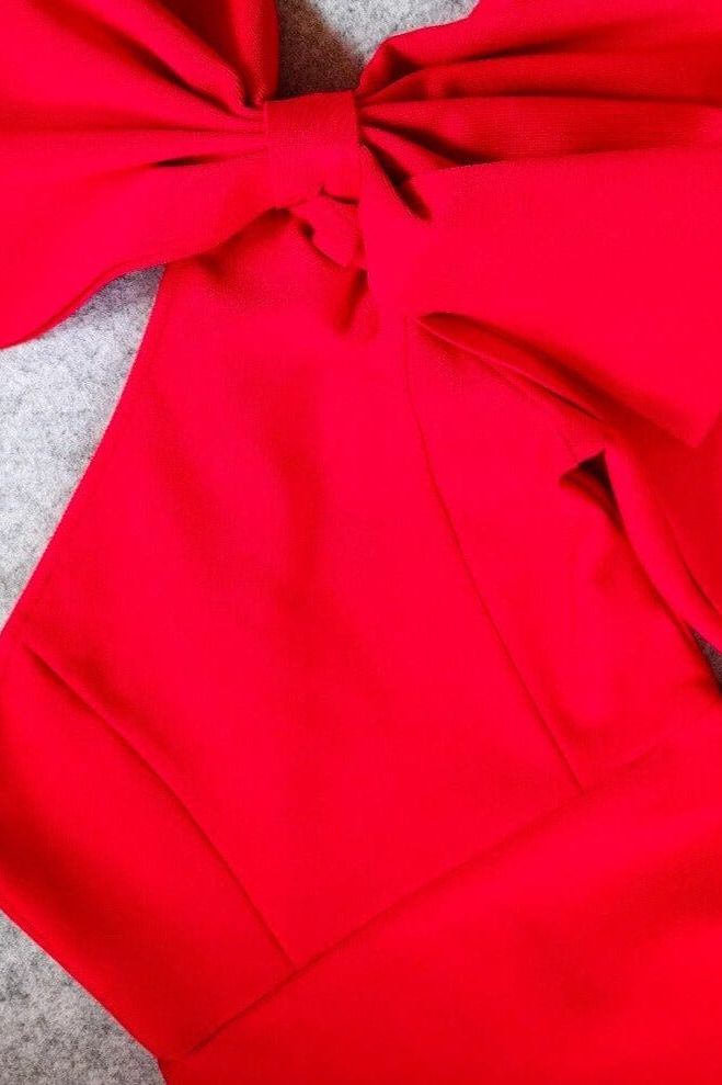 Woman wearing a figure flattering  Lela Long Sleeve Bandage Midi Dress - Lipstick Red BODYCON COLLECTION