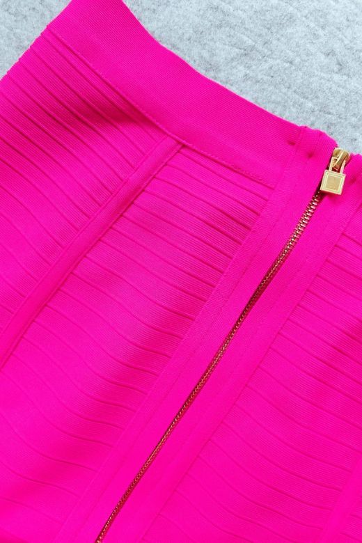 Woman wearing a figure flattering  Pencil High Waist Bandage Knee Length Knitted Skirt - Hot Pink BODYCON COLLECTION