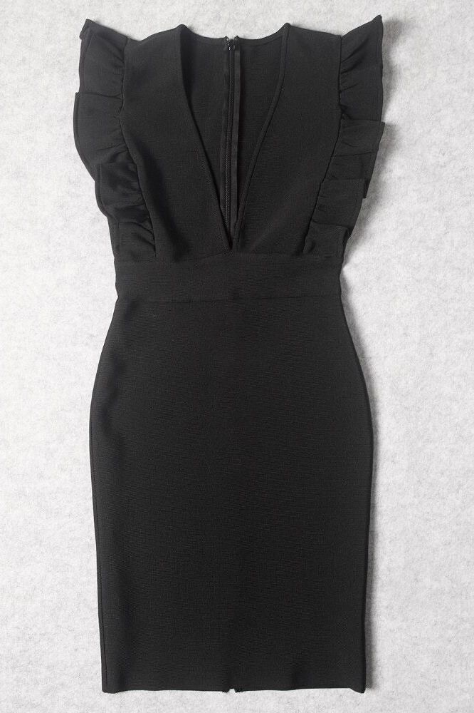 Woman wearing a figure flattering  Phoebe Bodycon Dress - Classic Black BODYCON COLLECTION